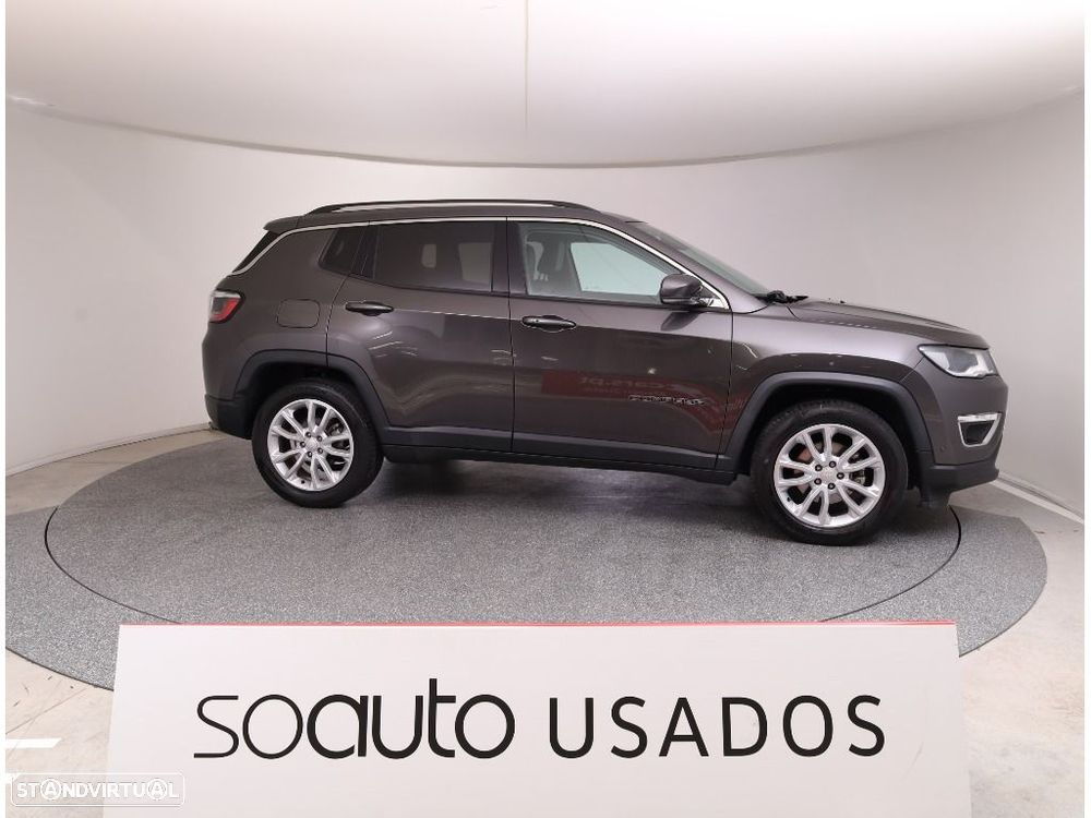 Jeep Compass 1.3 T Limited - 18