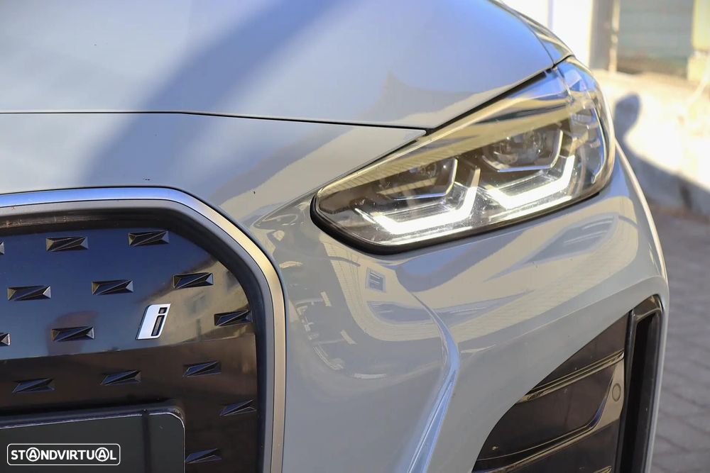 BMW i4 eDrive35 Pack Desportivo M - 12