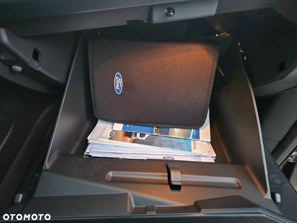 Ford Kuga 1.5 EcoBoost 2x4 Titanium - 33