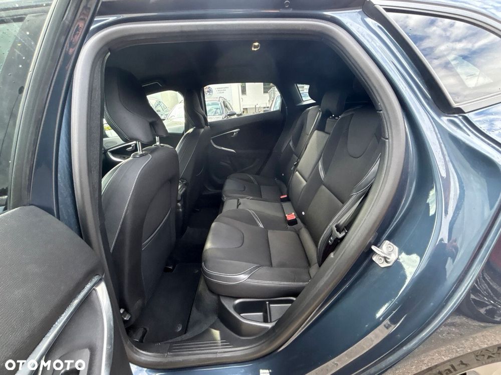 Volvo V40 - 32
