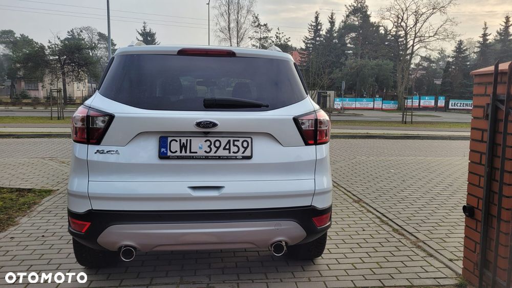 Ford Kuga 2.0 TDCi 4x4 Titanium - 20