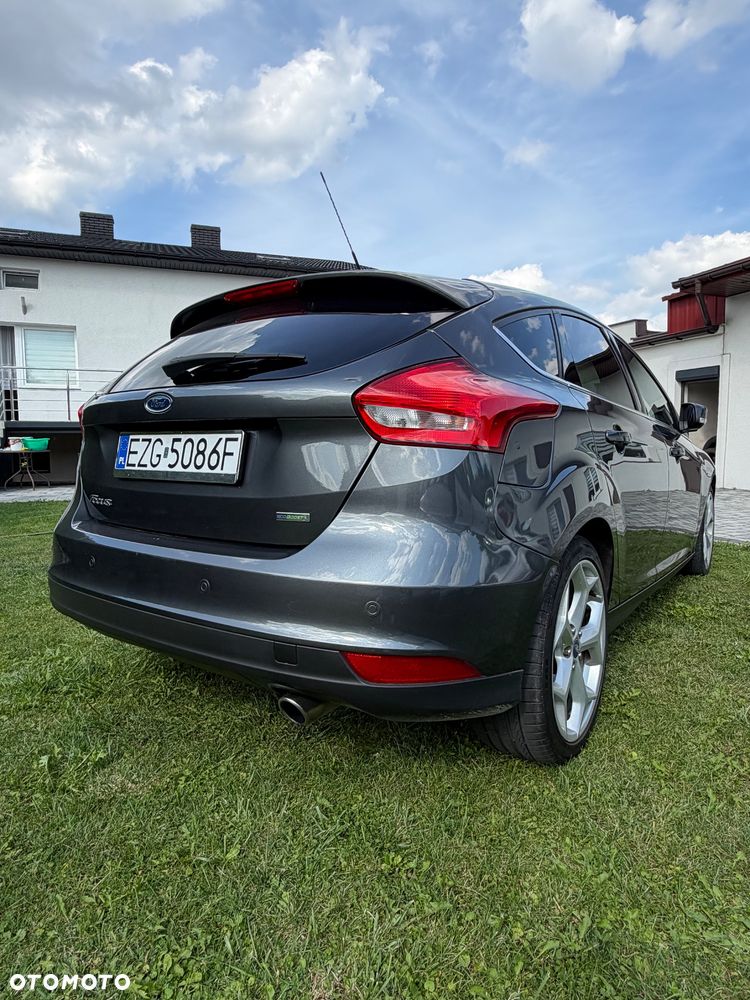 Ford Focus 1.5 EcoBoost Titanium ASS - 10