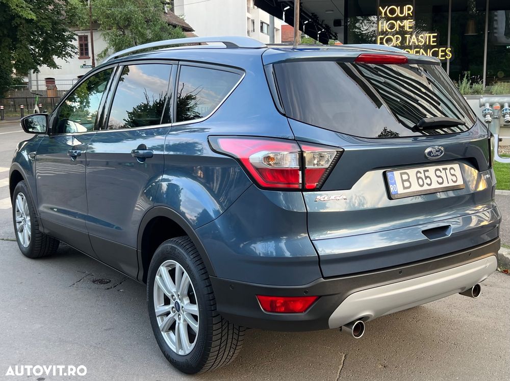 Ford Kuga 1.5 EcoBoost 4WD Aut. Trend - 4
