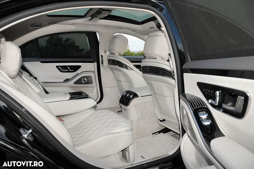 Mercedes-Benz S - 21