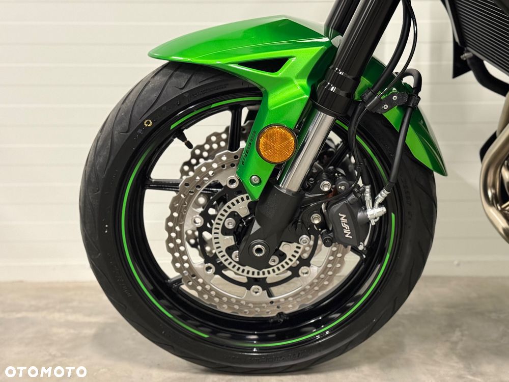 Kawasaki Versys 650 - 24