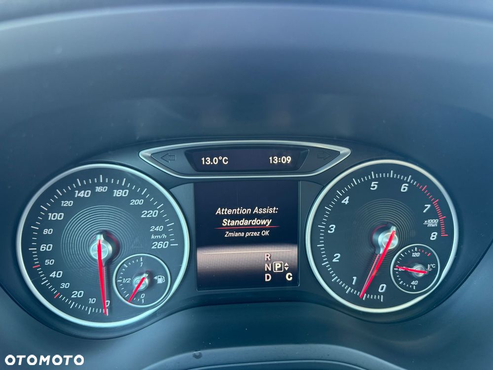 Mercedes-Benz Klasa B 250 4Matic 7G-DCT UrbanStyle Edition - 38