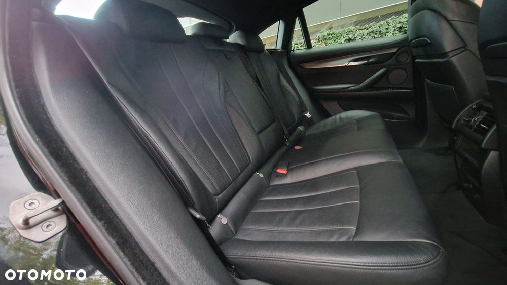 BMW X6M - 15