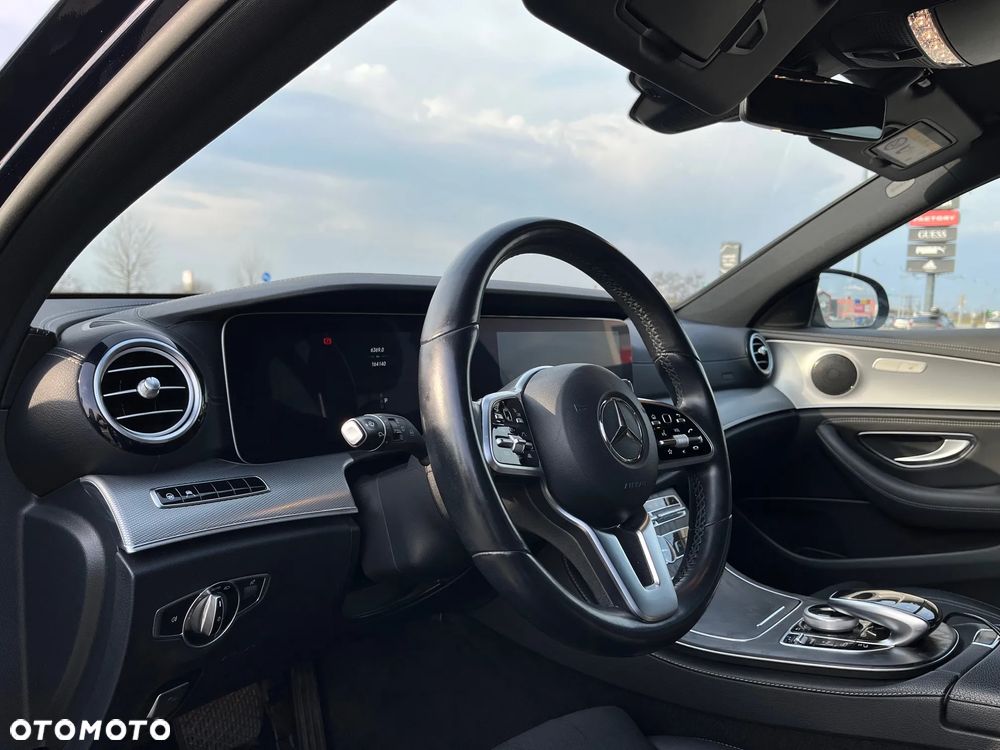 Mercedes-Benz Klasa E - 7