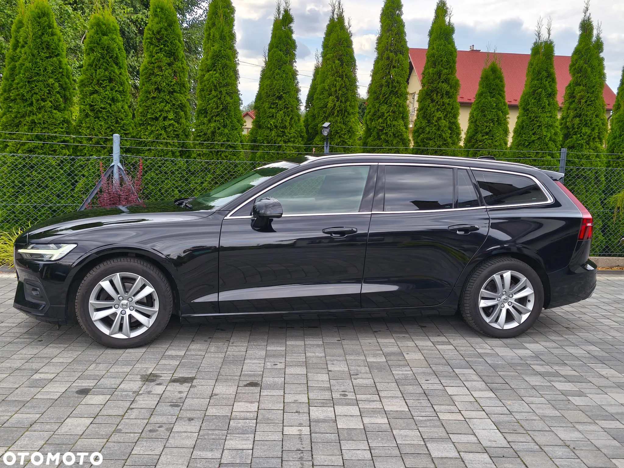 Volvo V60 D3 Drive-E R-Design Momentum - 4