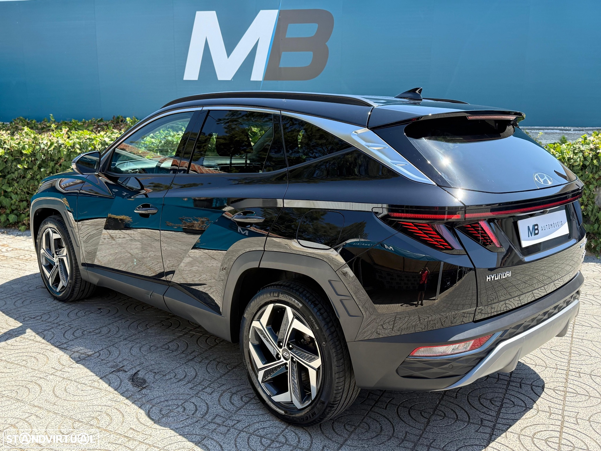 Hyundai Tucson 1.6 T-GDI PHEV e-Vanguard - 3