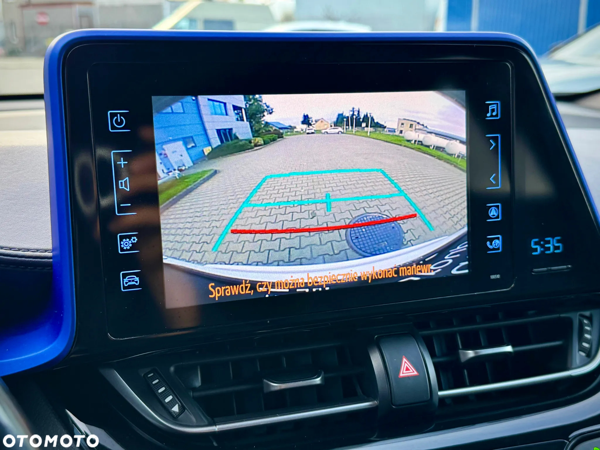 Toyota C-HR 1.8 Hybrid Dynamic - 11