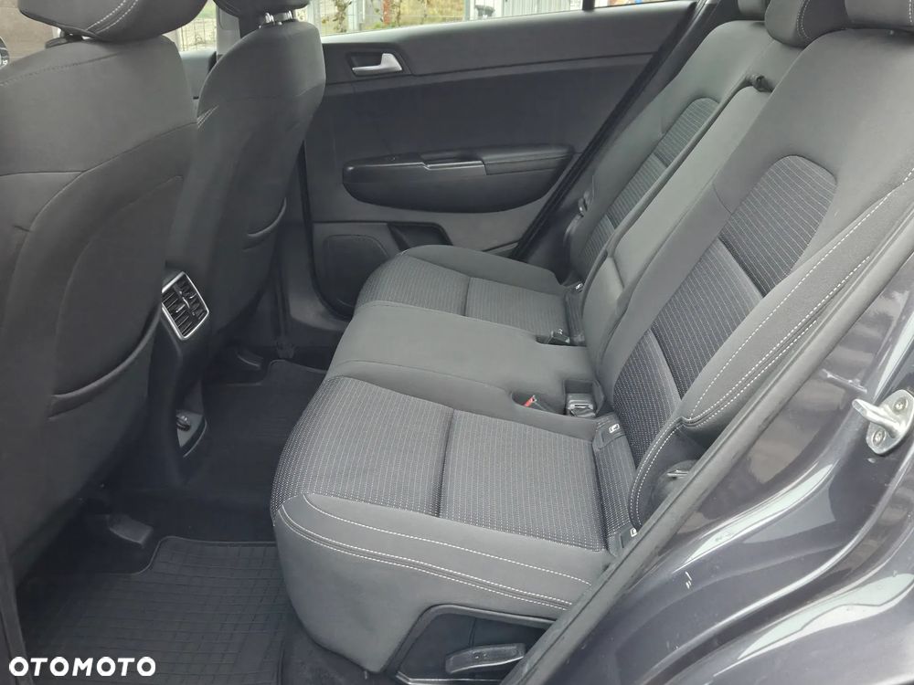 Kia Sportage 1.7 CRDI Business Line 2WD DCT - 35