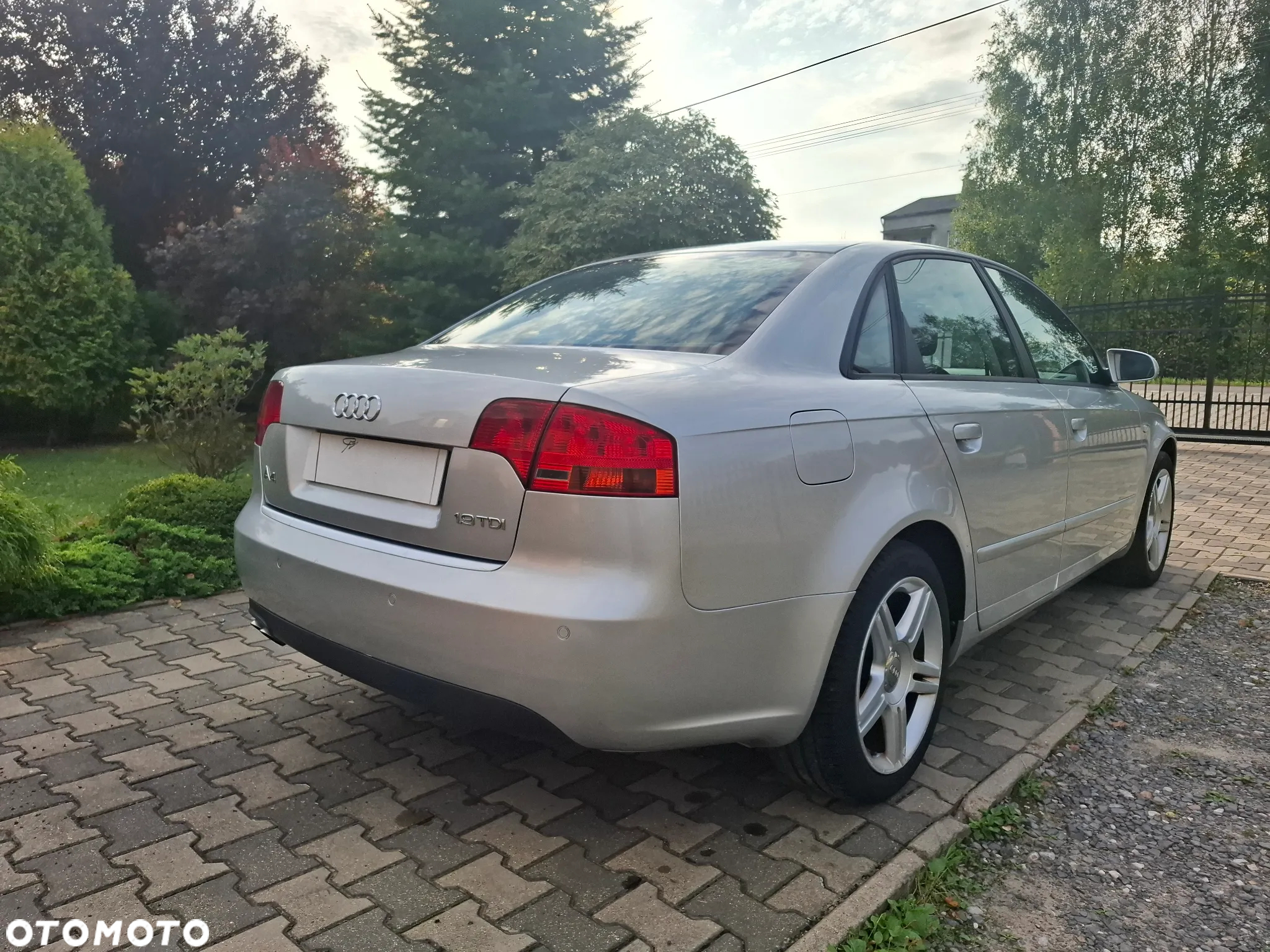 Audi A4 ver-1-9-tdi - 4
