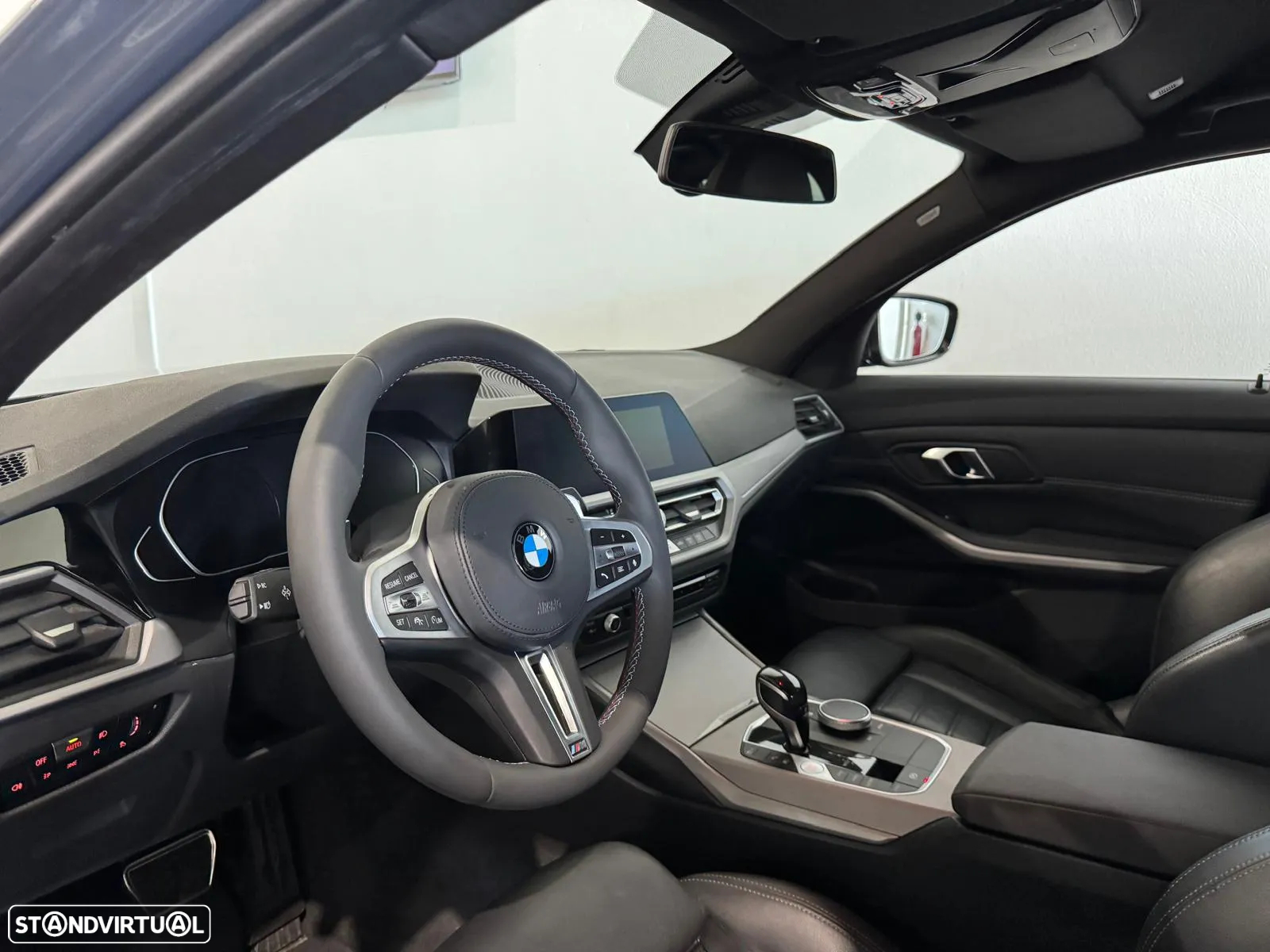 BMW 330 e Touring Pack M Auto - 21