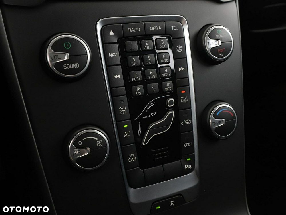 Volvo V40 - 27