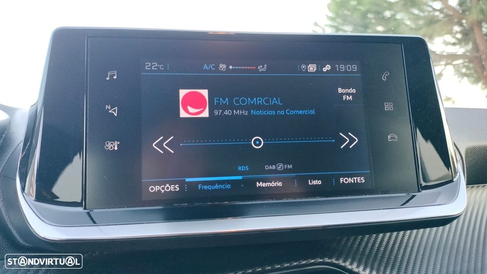 Peugeot 208 PureTech 100 EAT8 Active Pack - 23