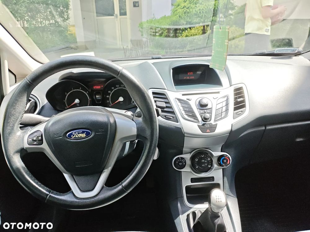 Ford Fiesta 1.4 Silver X (Trend) EU5 - 9