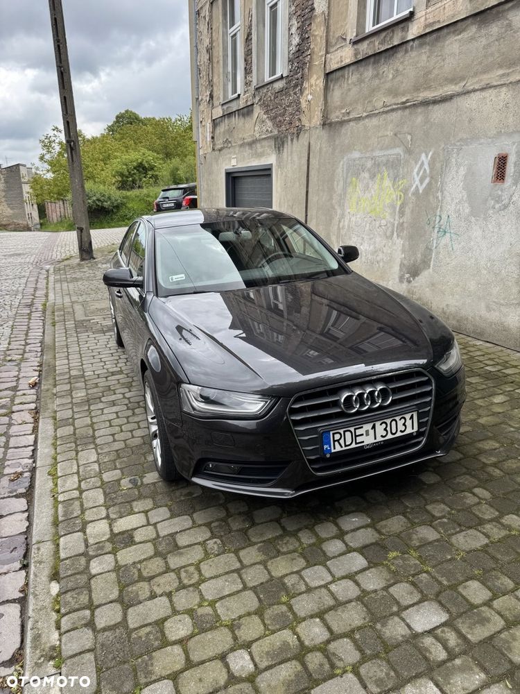 Audi A4 Limousine - 2