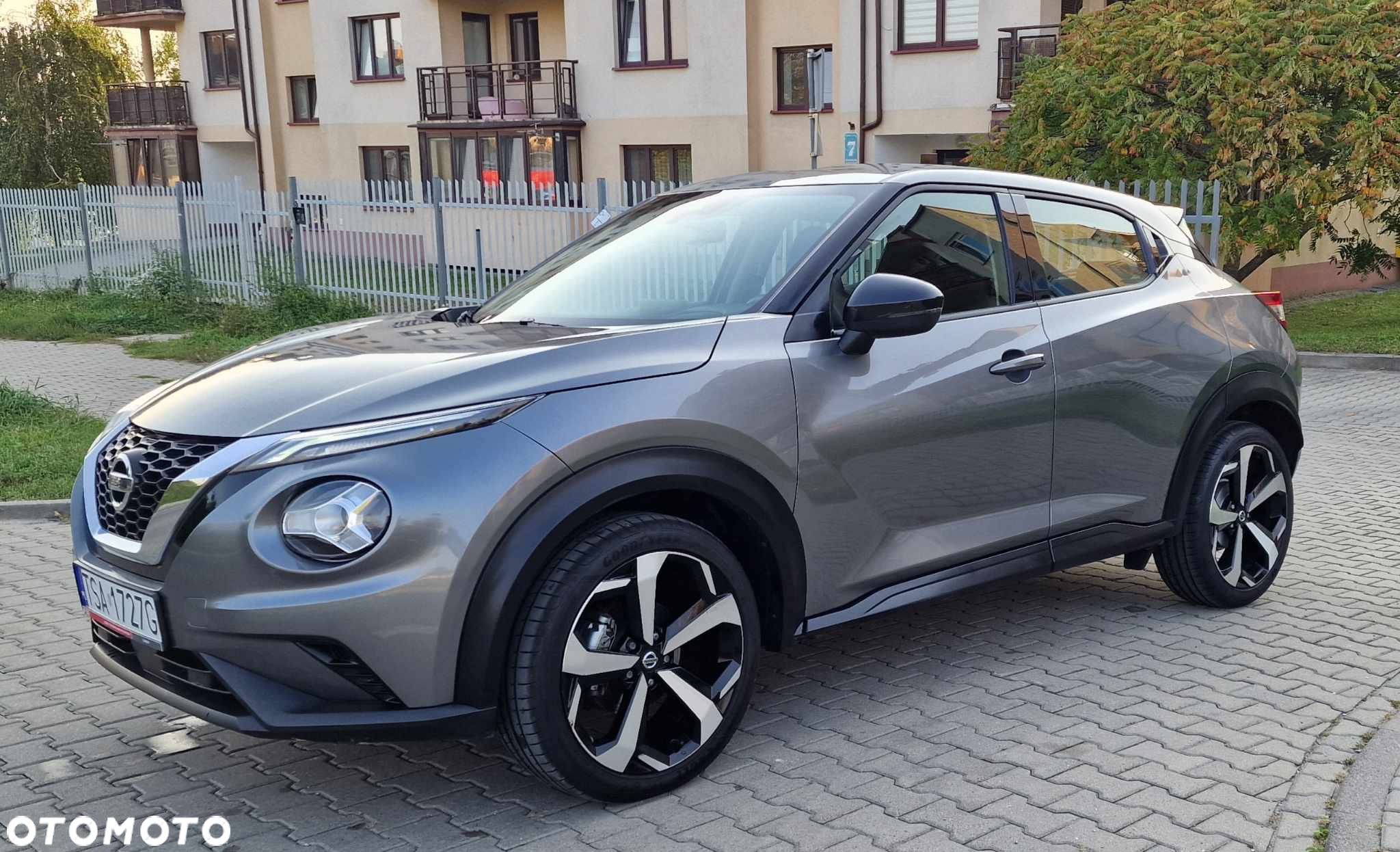 Nissan Juke 1.0 DIG-T Acenta - 1