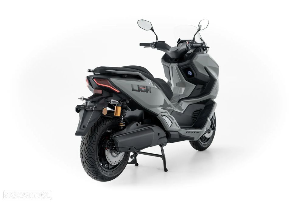Efun Lion 180 - 12