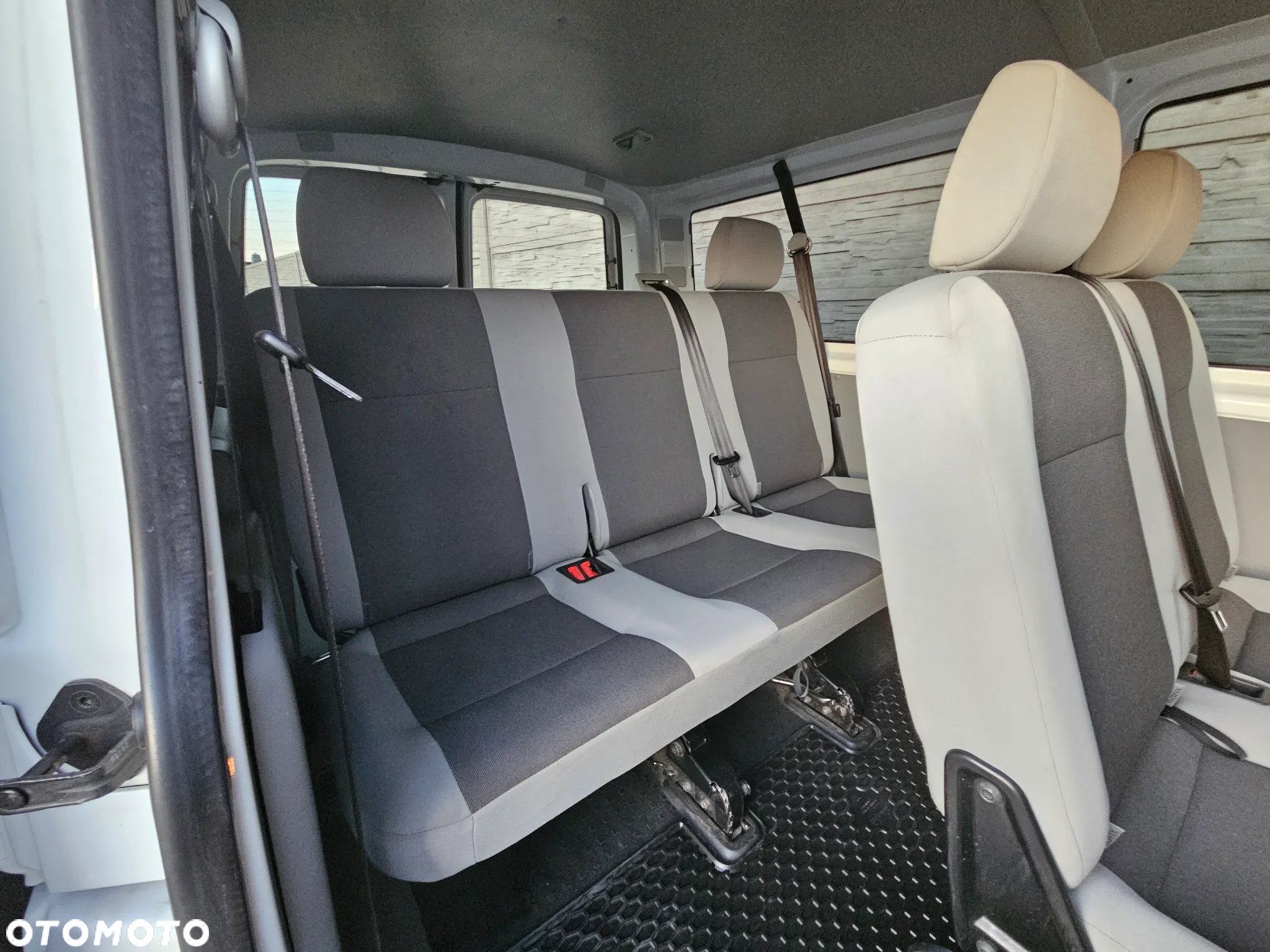 Volkswagen Transporter - 20
