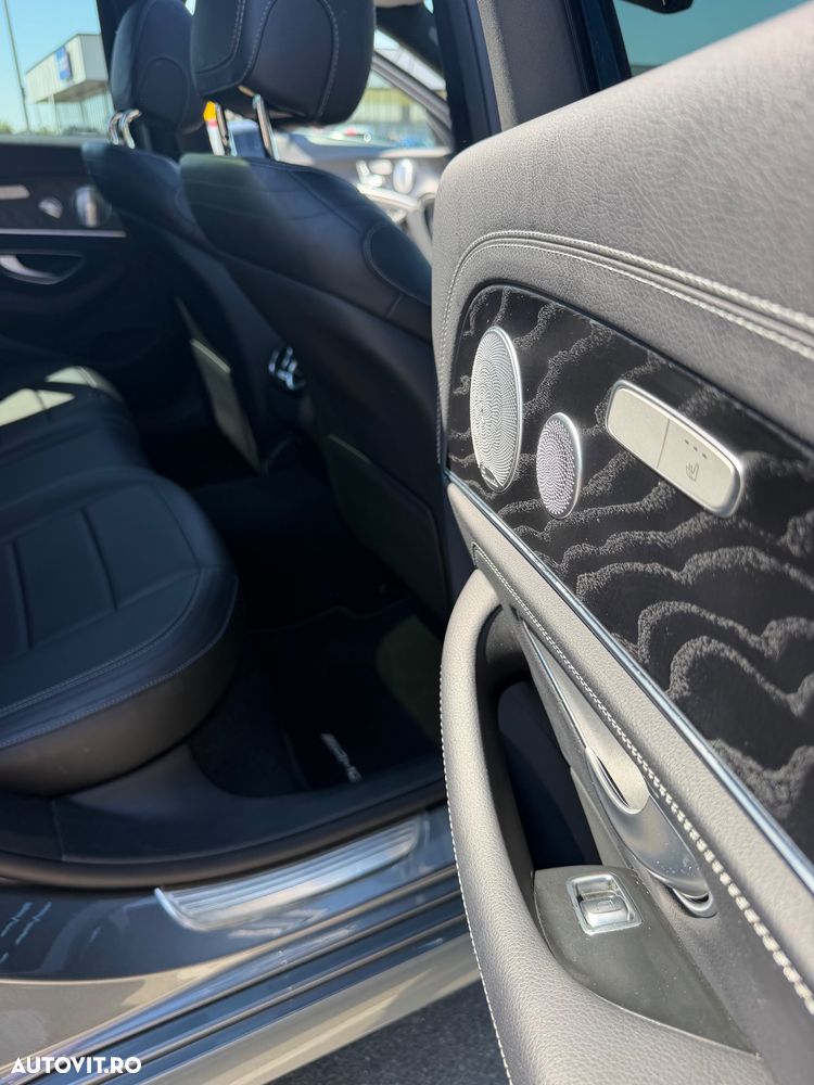 Mercedes-Benz E 300 de 4Matic 9G-TRONIC AMG Line - 13
