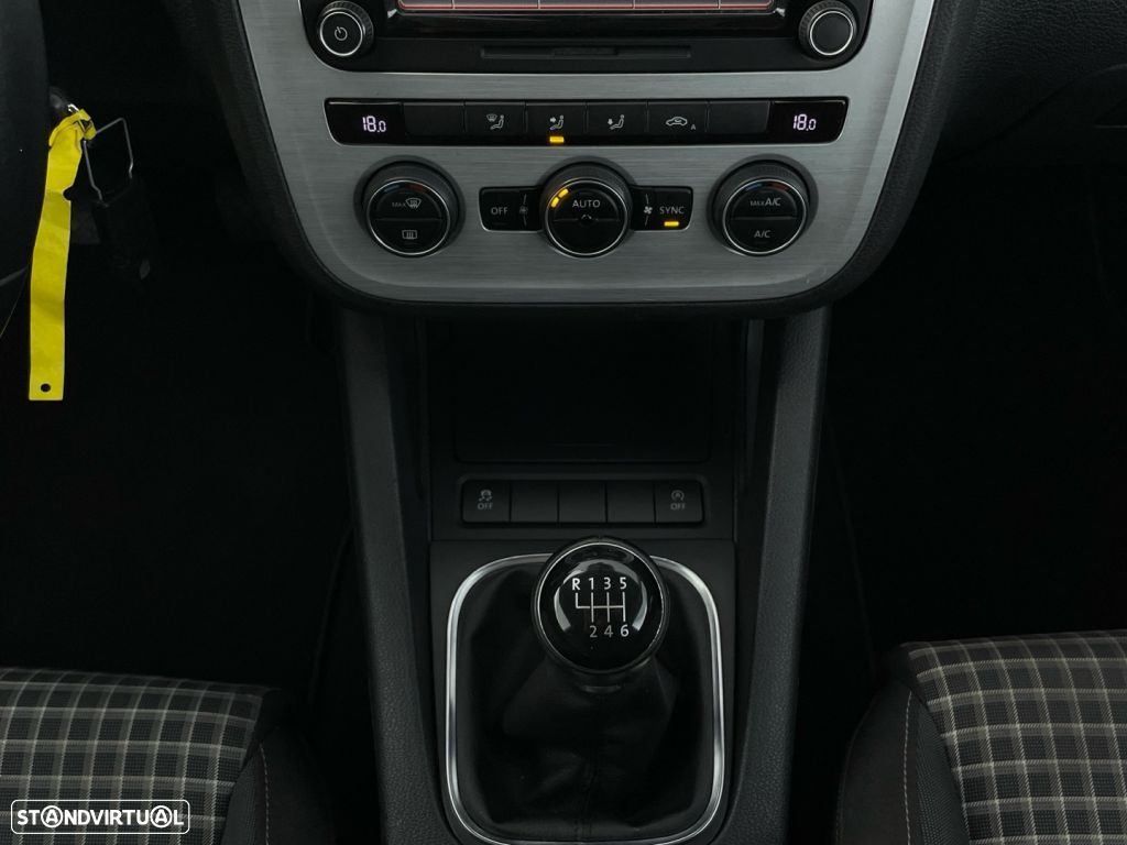 VW Scirocco 1.4 TSI Sport - 16