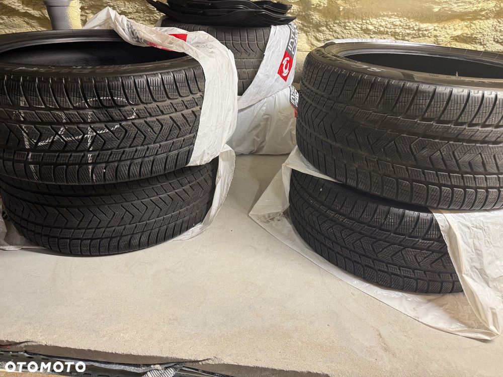 Mercedes-Benz GLE AMG 53 mHEV 4-Matic+ - 40