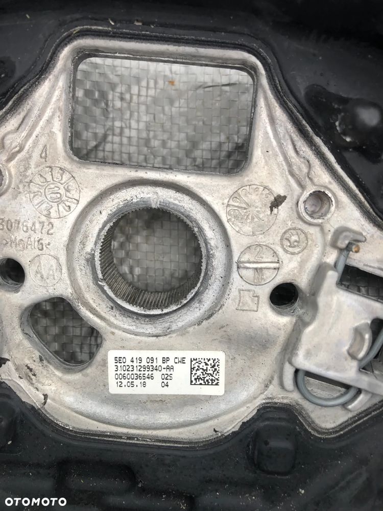 SKODA KAROQ KIEROWNICA SKÓRA 5E0419091BP - 6