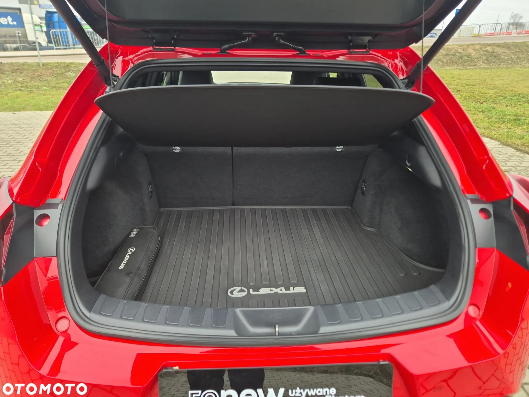 Lexus UX 200 GPF Business Edition 2WD - 17