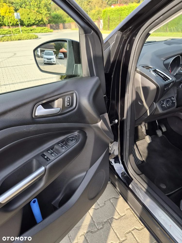 Ford Kuga - 11