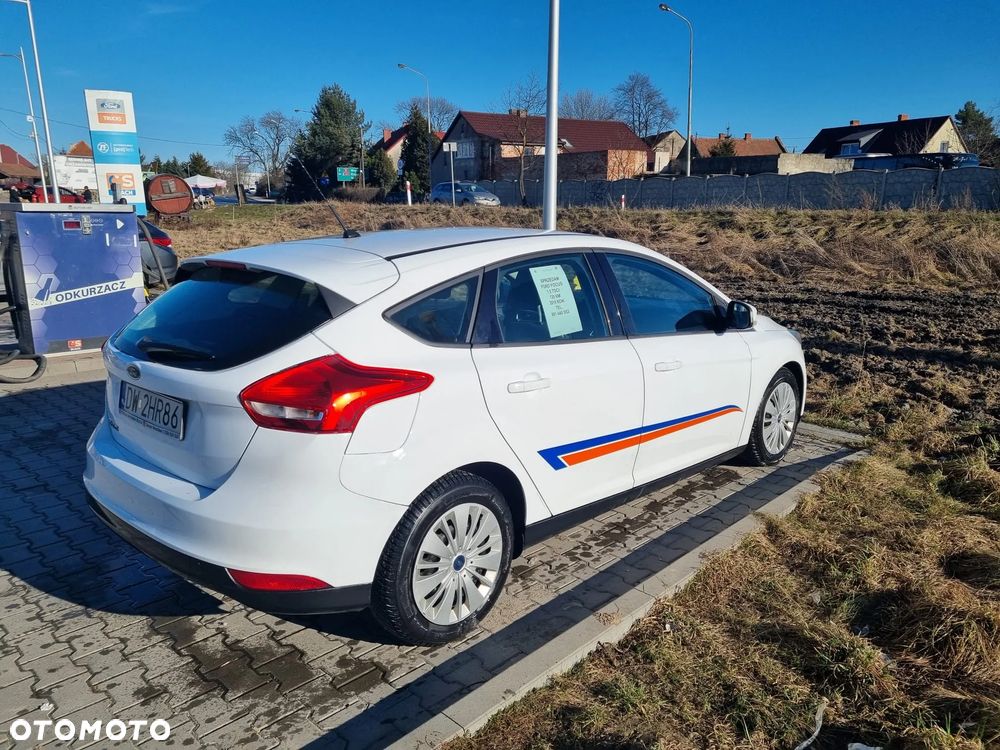 Ford Focus 1.5 TDCi Trend - 11