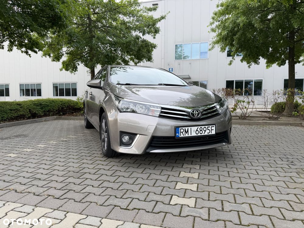 Toyota Corolla 1.6 Prestige EU6 - 1