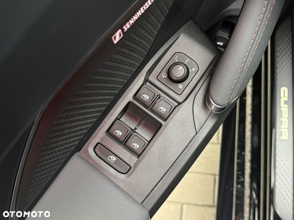 Cupra Leon Sportstourer 2.0 TSI 4Drive VZ DSG - 24
