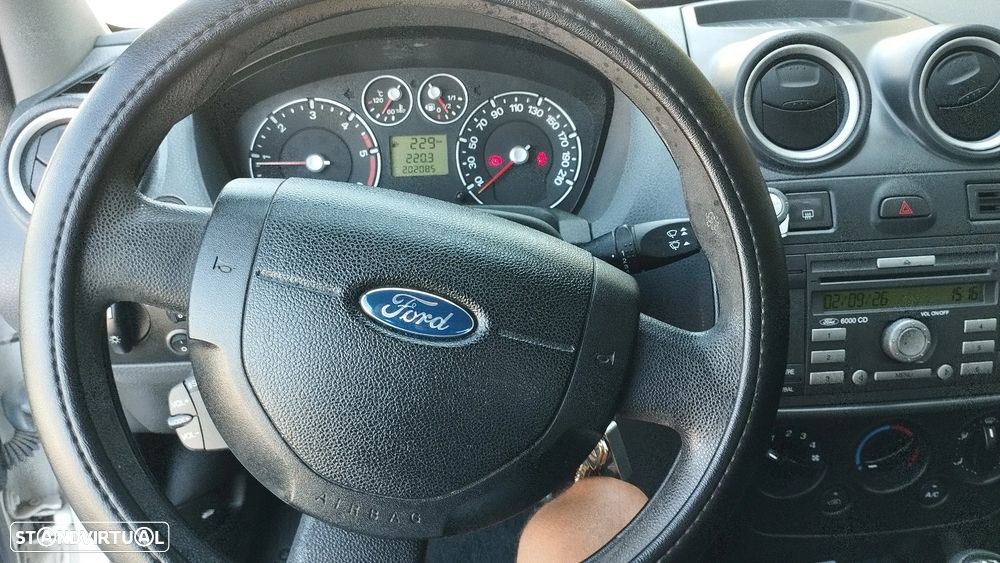 Ford Fiesta 1.4 TDCi Connection - 7