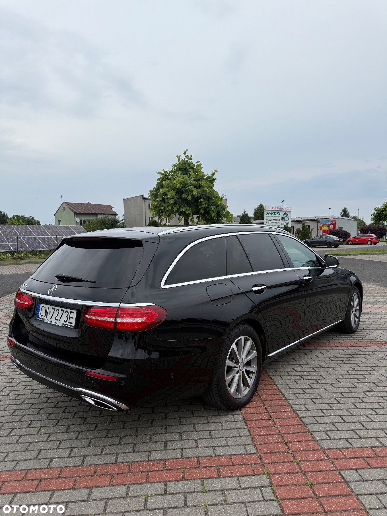 Mercedes-Benz Klasa E 220 d 9G-TRONIC - 4