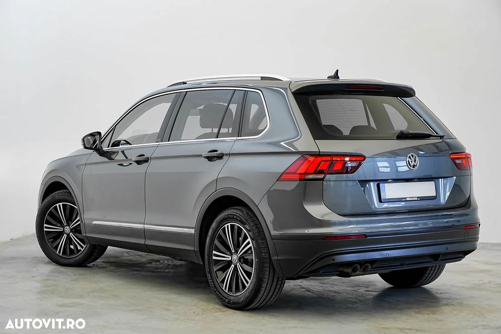 Volkswagen Tiguan - 11