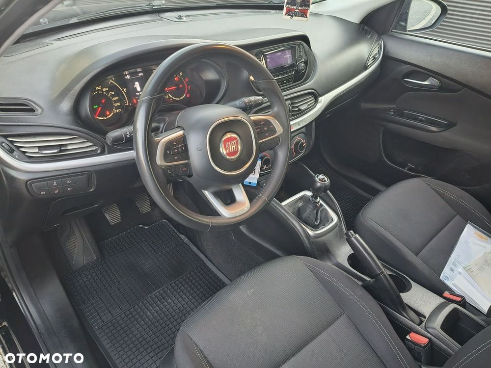 Fiat Tipo 1.4 T-Jet Easy - 7
