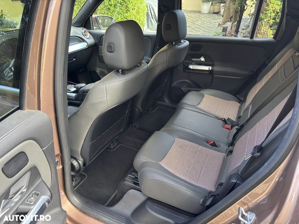Mercedes-Benz EQB 300 4MATIC - 7
