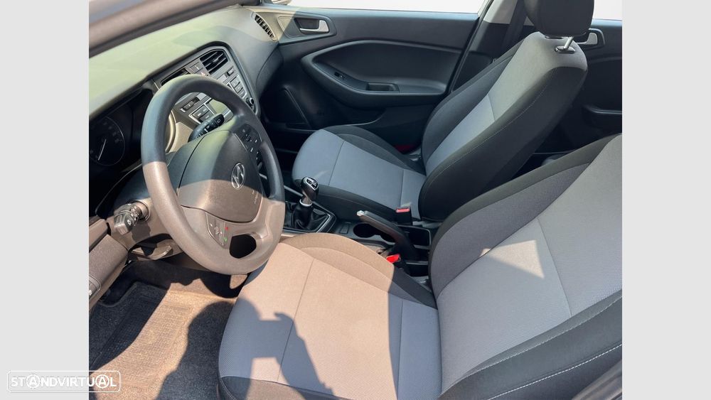 Hyundai i20 1.1 CRDi Access+Bluetooth - 9