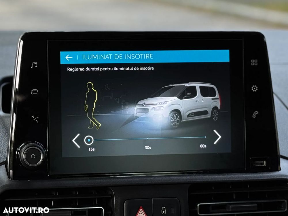 Citroën Berlingo 1.2 PureTech 110 S&S BVM6 Live - 25