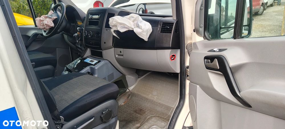 Mercedes-Benz Sprinter 316 Ambulans - 11