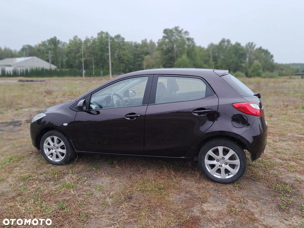 Mazda 2 - 19