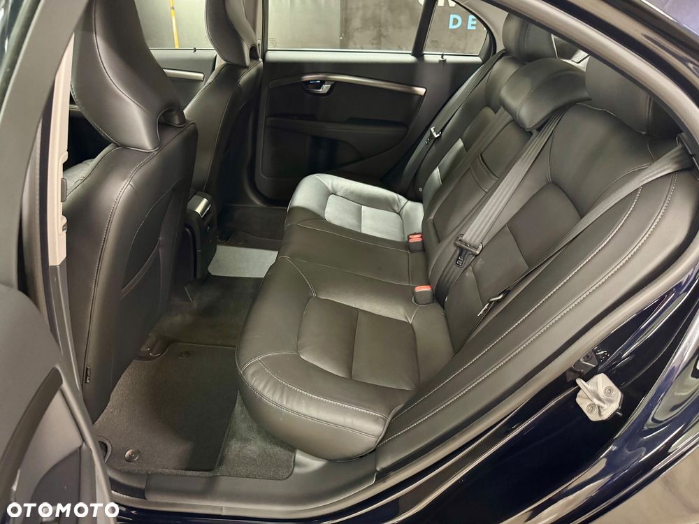 Volvo S80 - 14