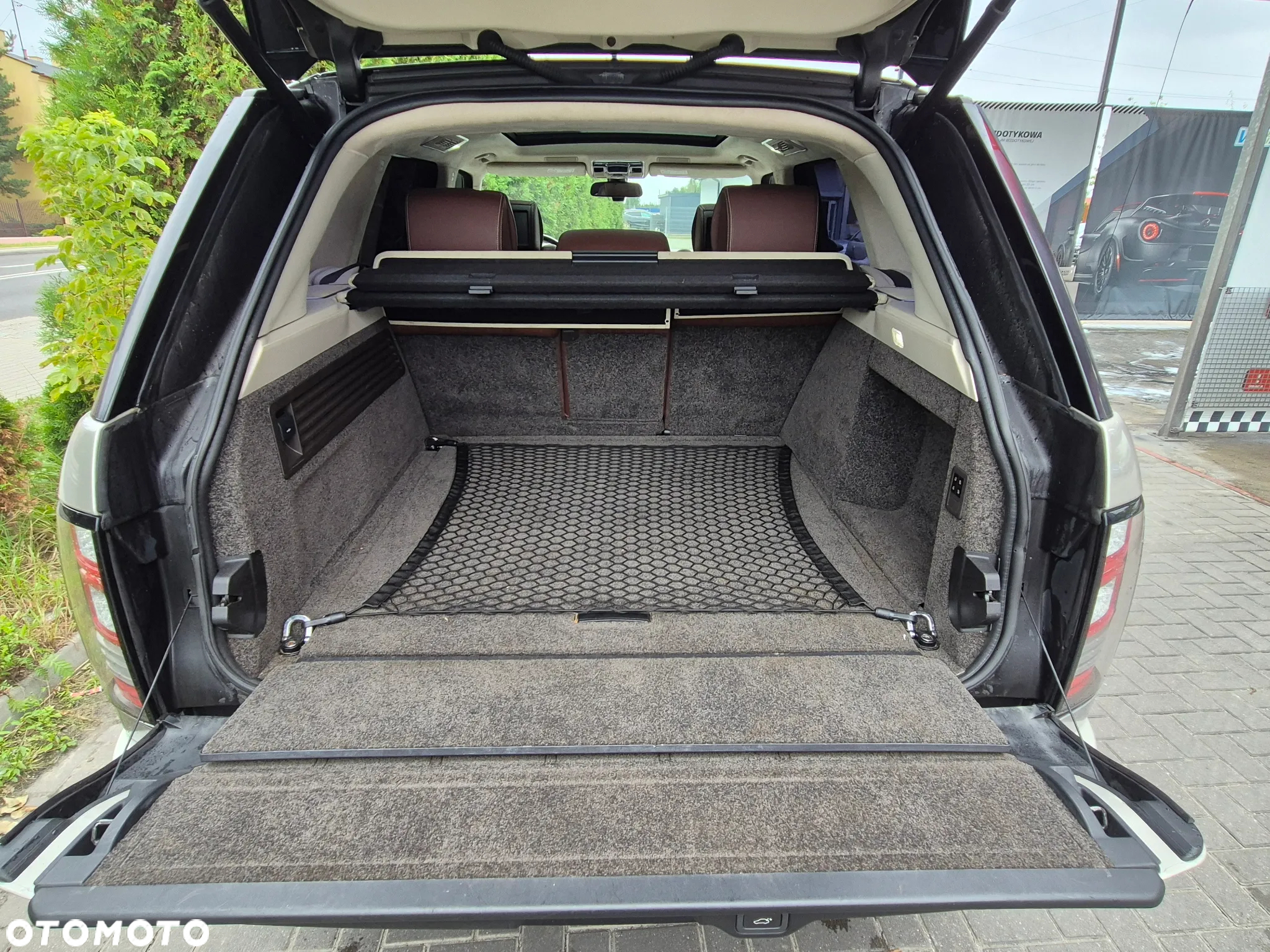 Land Rover Range Rover 4.4SD V8 LWB Vogue - 28
