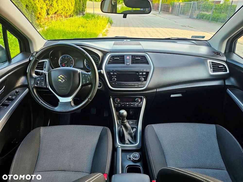 Suzuki SX4 S-Cross - 25