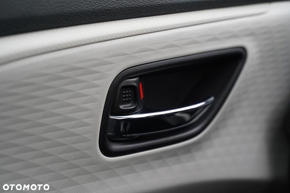 Suzuki Swift 1.2 Dualjet SHVS Premium Plus - 18