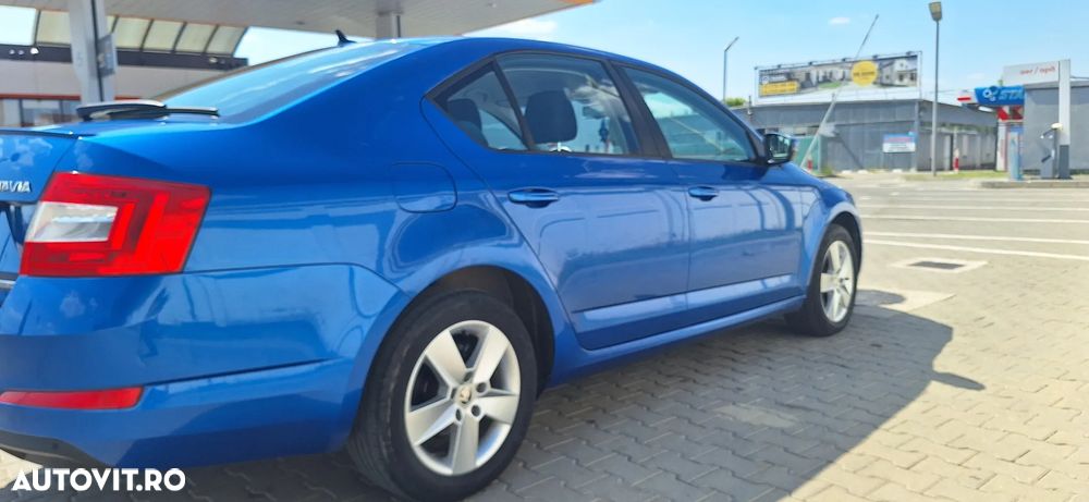 Skoda Octavia 1.6 TDI GREENLINE - 3
