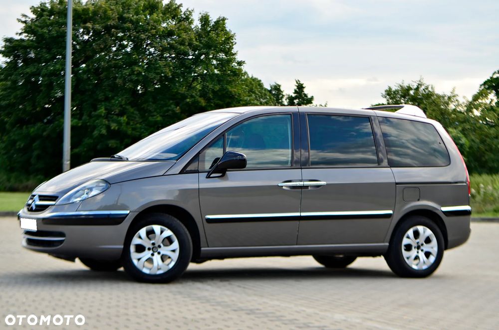 Citroën C8 HDi 165 Exclusive - 4