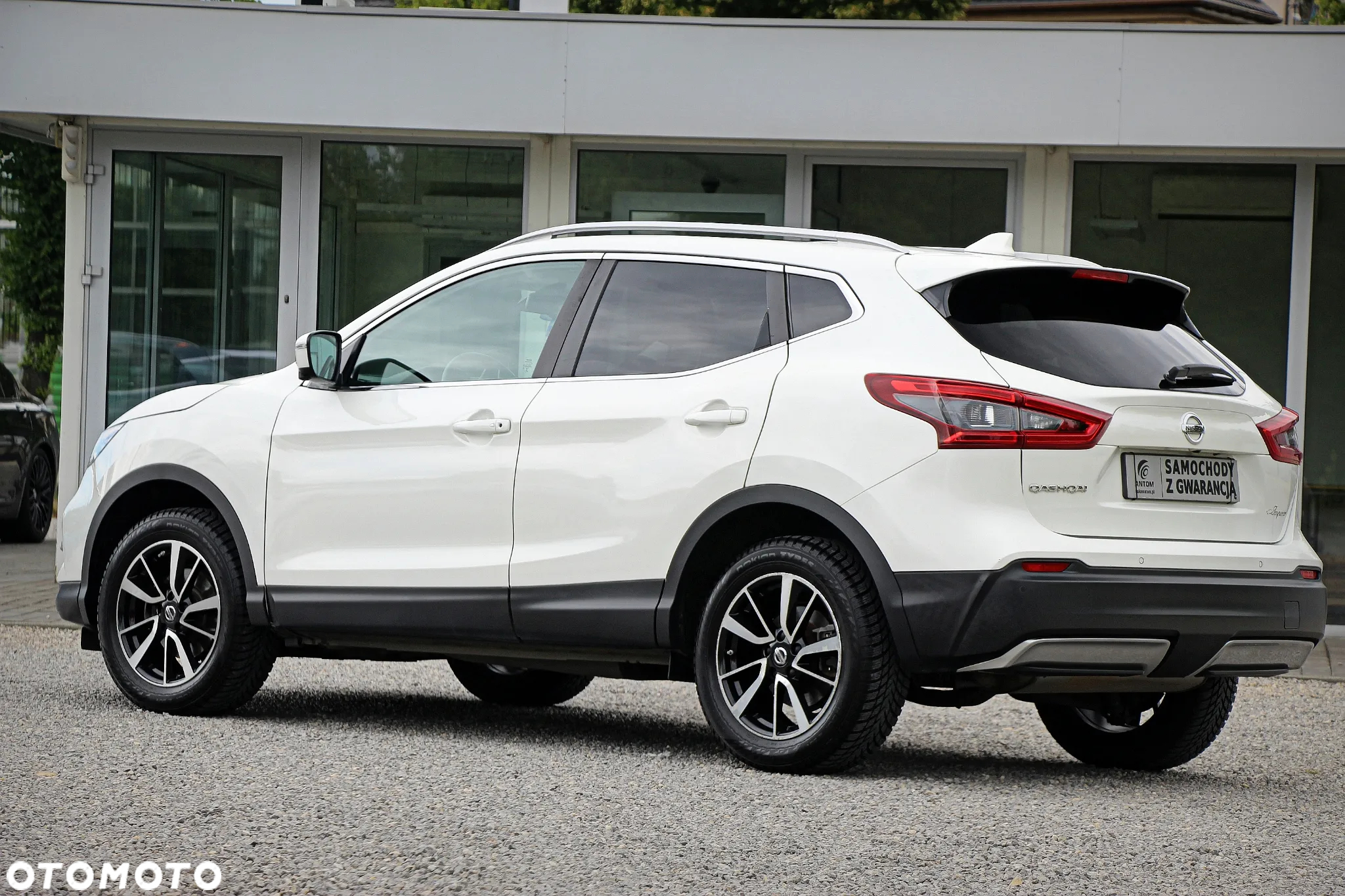 Nissan Qashqai 1.6 DIG-T N-Connecta - 11